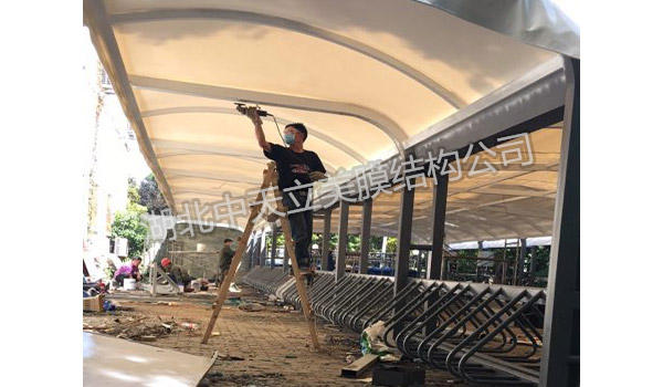 膜结构自行车停车棚