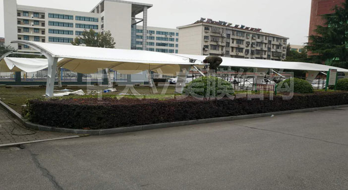 中天立美膜结构车棚施工照片