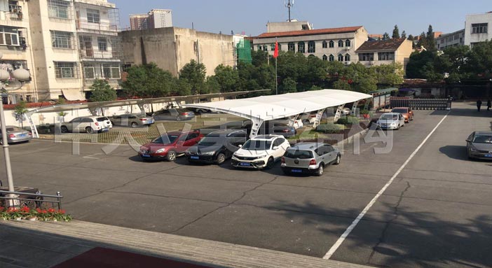 中天立美膜结构车棚成品照