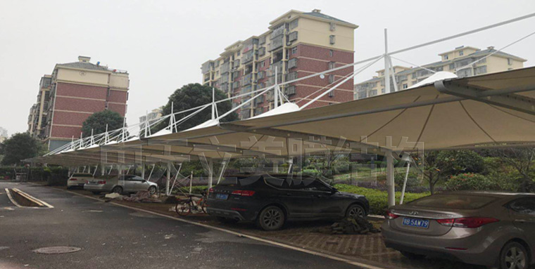 膜结构车棚施工照片